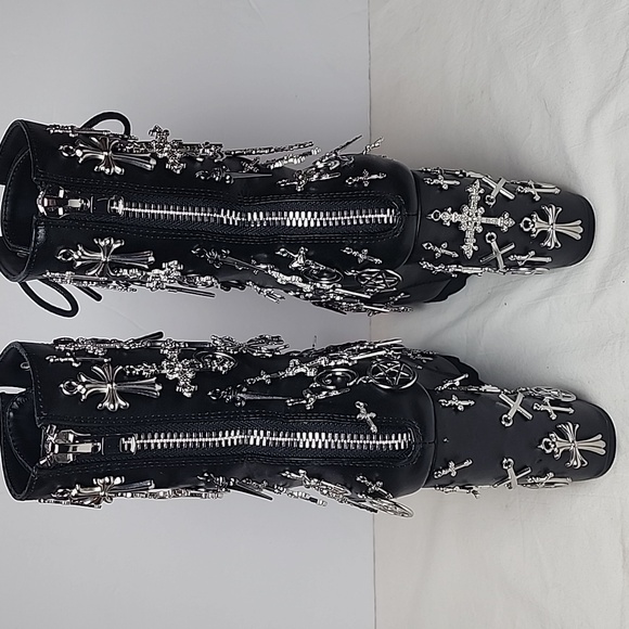 Dolls Kill Widow Idol Worship Charm Platform Boots Size 8 Goth Near New - Picture 4 of 14